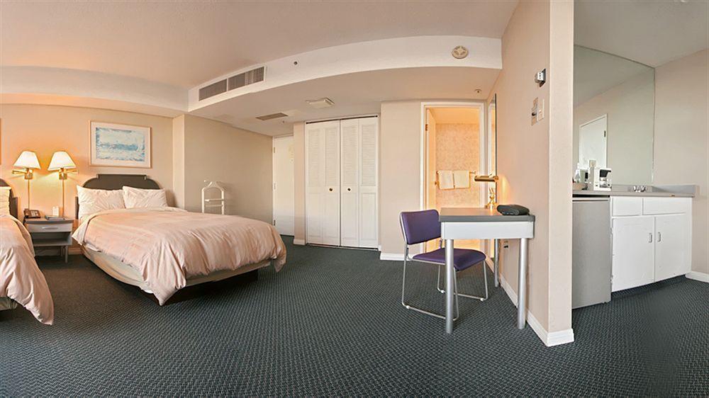 The Empire Landmark Hotel Vancouver Bagian luar foto