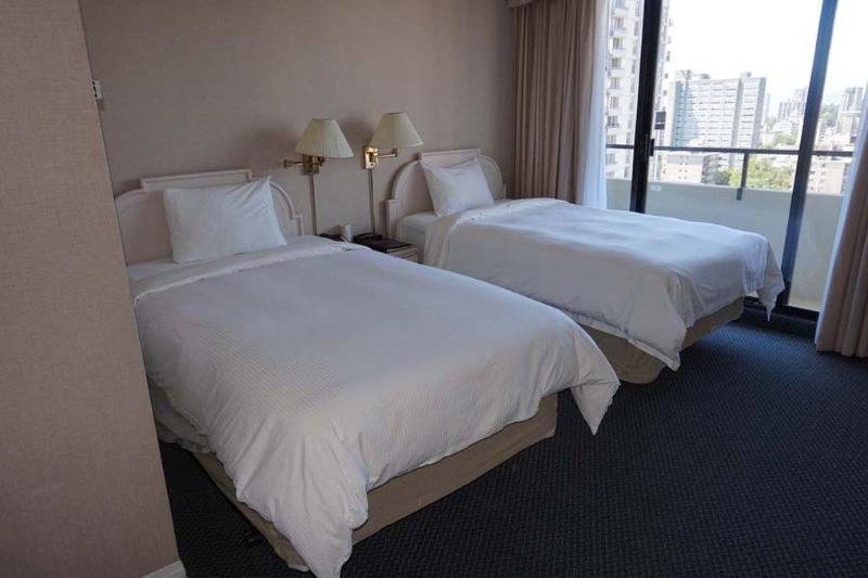 The Empire Landmark Hotel Vancouver Bagian luar foto