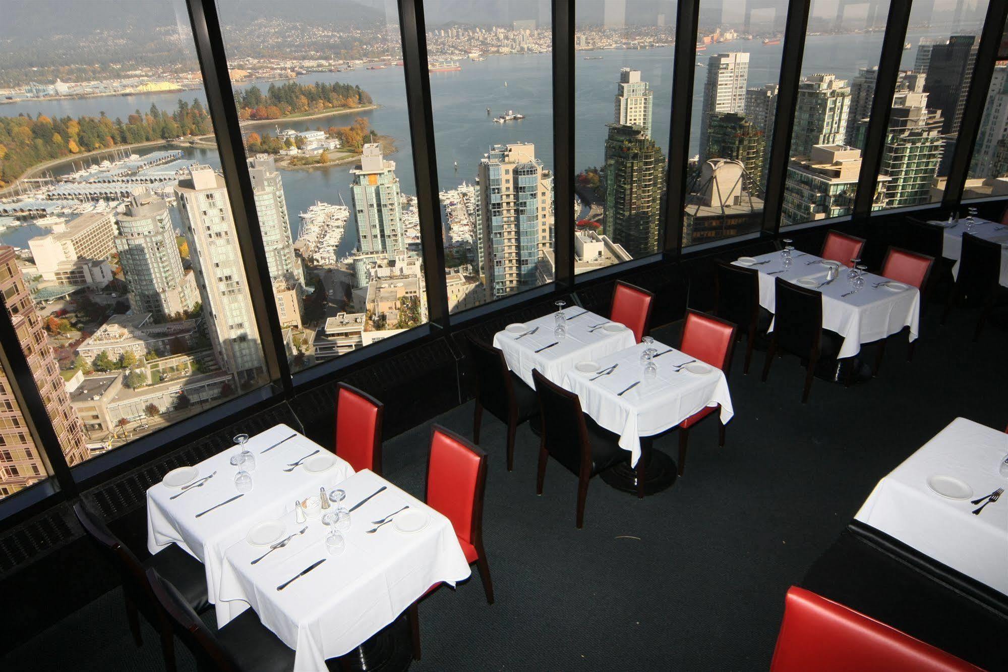 The Empire Landmark Hotel Vancouver Bagian luar foto